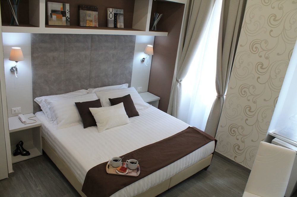 Elenoire Rooms & Suite Rome Buitenkant foto