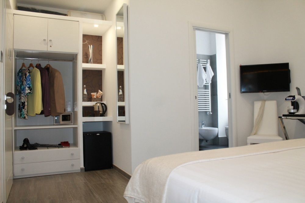 Elenoire Rooms & Suite Rome Buitenkant foto