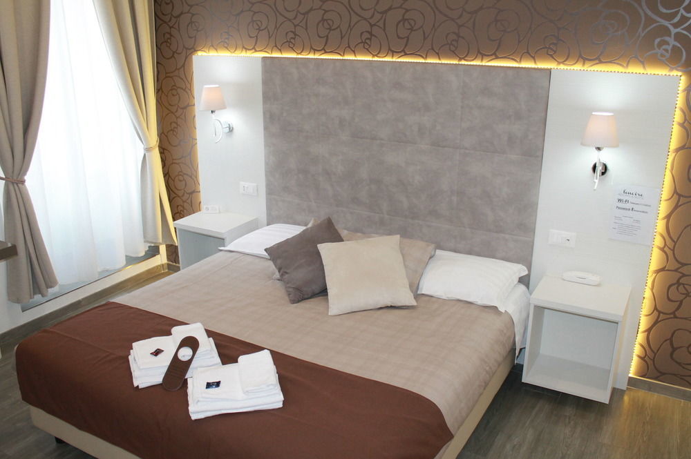 Elenoire Rooms & Suite Rome Buitenkant foto