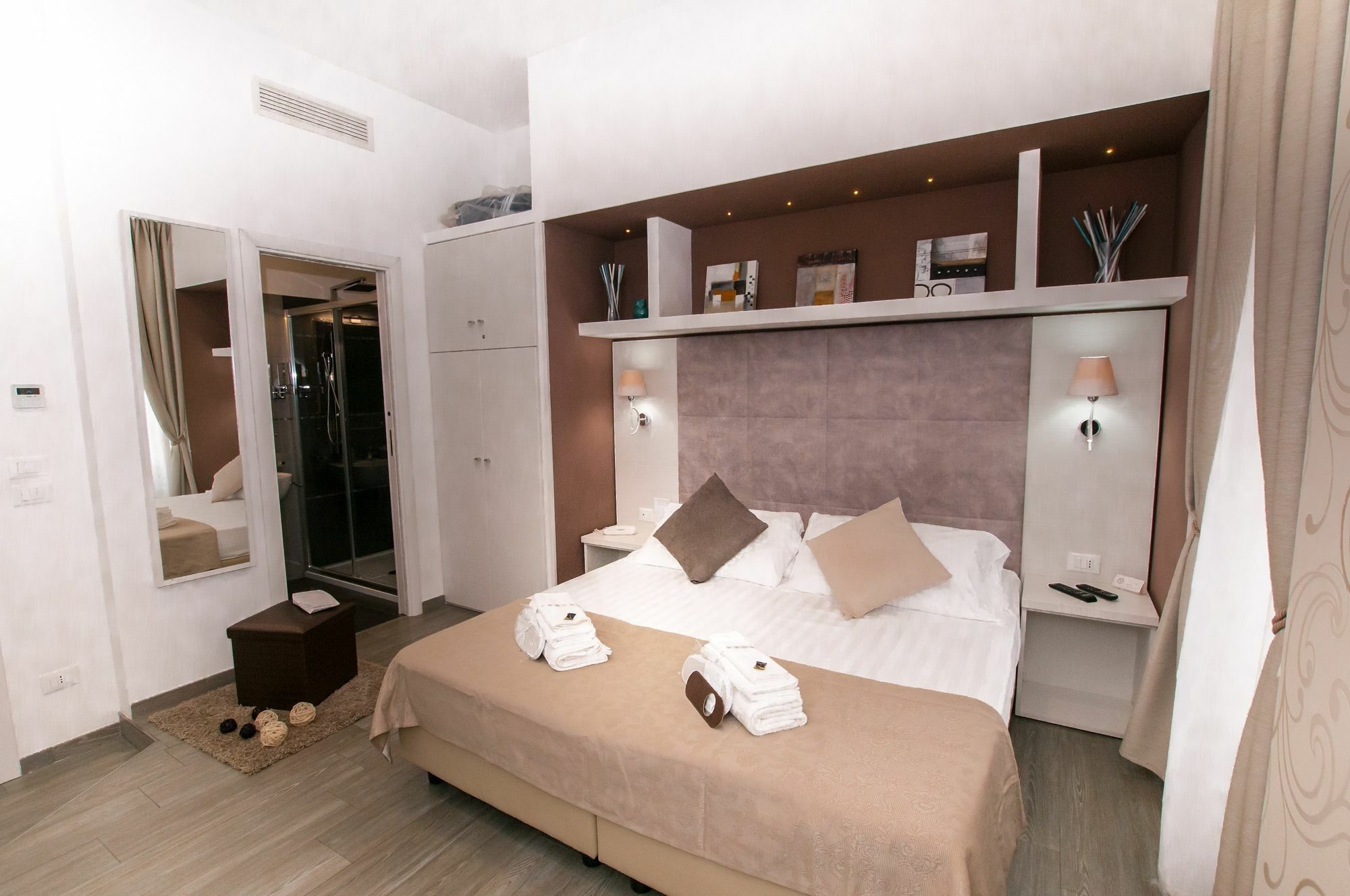 Elenoire Rooms & Suite Rome Buitenkant foto